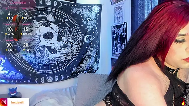 Lexxxxx  online show from 10/24/25, 08:41