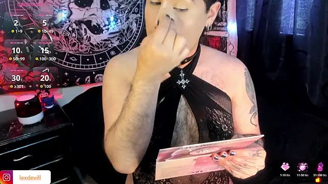 Lexxxxx  online show from 12/02/25, 09:49