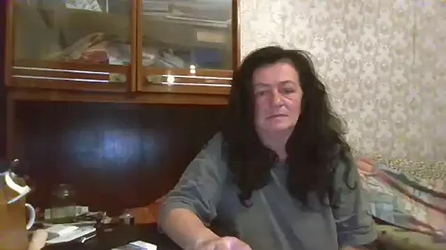 GypsiQueen2 online show from 11/21/25, 06:51