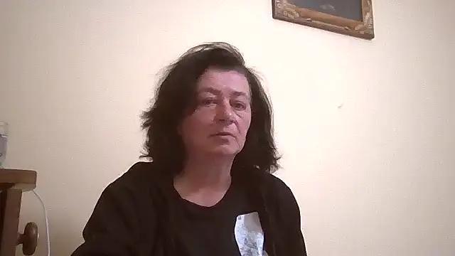 GypsiQueen2 online show from 05/01/26, 09:09