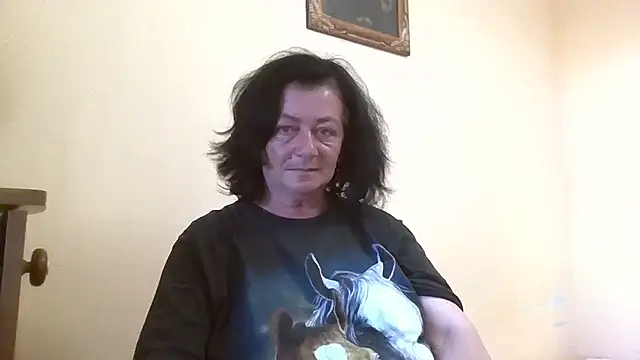 GypsiQueen2 online show from 05/27/26, 05:20