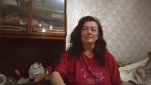 GypsiQueen2 online show from 10/30/25, 05:54