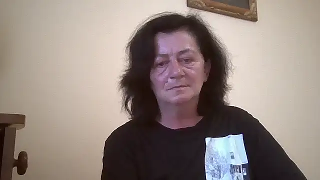 GypsiQueen2 online show from 06/03/26, 04:33