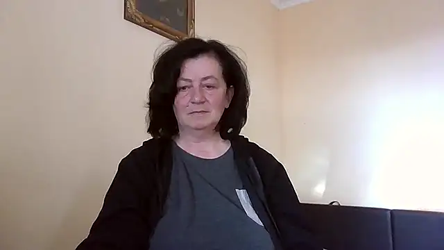 GypsiQueen2 online show from 04/19/26, 03:13