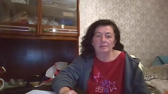 GypsiQueen2 online show from 10/14/25, 04:51