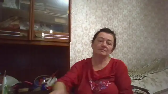 GypsiQueen2 online show from 10/16/25, 04:37