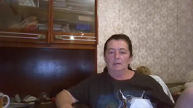 GypsiQueen2 online show from 09/11/25, 07:03