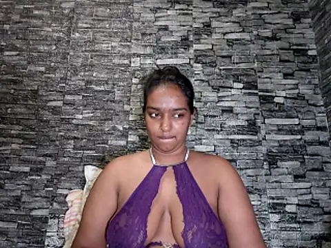 Snapshot of Xindias_fantasyX chatting on 04/17/26, 06:11 Xindias fantasyX online show from 04/17/26, 06:11