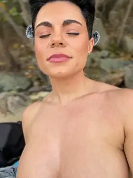 LukeLouHarvey online show from 11/29/25, 03:50