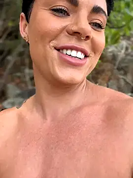 LukeLouHarvey online show from 09/24/25, 04:19