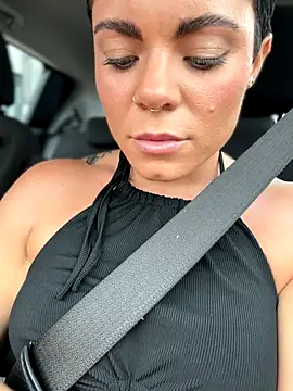 LukeLouHarvey online show from 10/23/25, 04:44