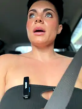 LukeLouHarvey online show from 11/17/25, 03:10