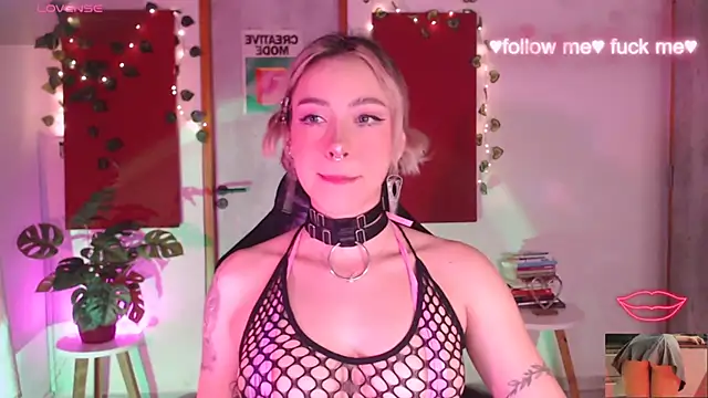 sakura beauty online show from 12/15/25, 03:01