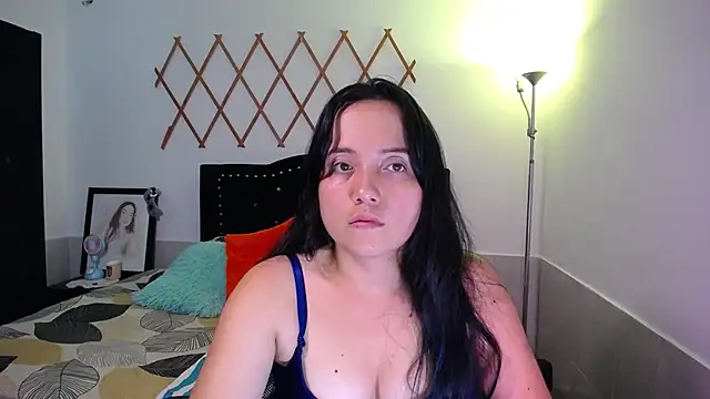 Snapshot of naughty_girl_4u chatting on 09/23/25, 08:27 naughty girl 4u online show from 09/23/25, 08:27