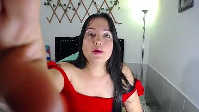 naughty girl 4u online show from 04/30/26, 08:57