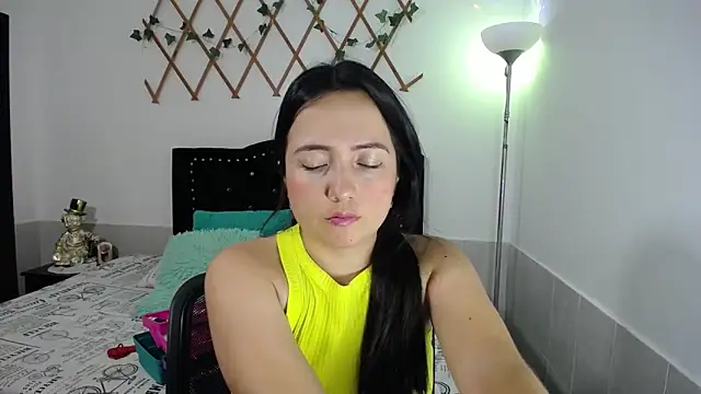 naughty girl 4u online show from 02/13/26, 05:57