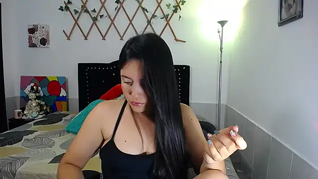 naughty girl 4u online show from 04/28/26, 08:57