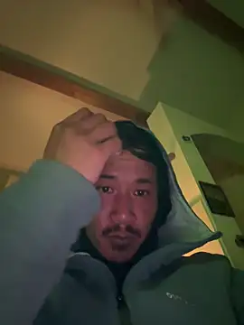 juniiorre online show from 12/13/25, 09:21