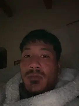 juniiorre online show from 04/08/26, 07:04