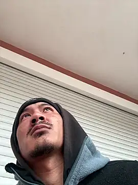 juniiorre online show from 12/21/25, 08:38