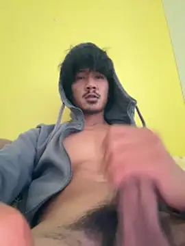 juniiorre online show from 12/04/25, 12:37