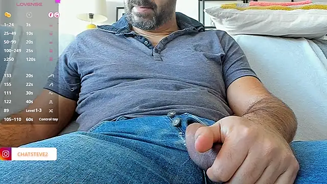 Snapshot of _MrPrecum_ chatting on 02/03/25, 11:31  MrPrecum  online show from 02/03/25, 11:31