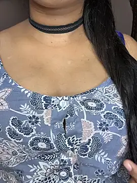 Snapshot of SCHOOL_Girl_0 chatting on 09/24/25, 05:08 SCHOOL Girl 0 online show from 09/24/25, 05:08