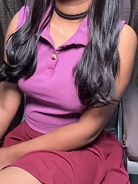 Snapshot of SCHOOL_Girl_0 chatting on 02/22/26, 01:19 SCHOOL Girl 0 online show from 02/22/26, 01:19