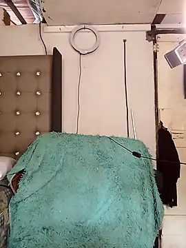 Snapshot of Aaaliyah445 chatting on 11/15/25, 09:02 Aaaliyah445 online show from 11/15/25, 09:02