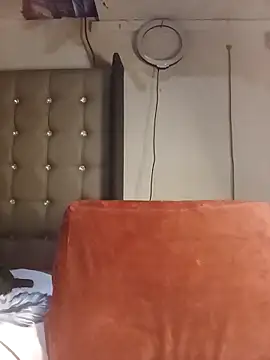 Snapshot of Aaaliyah445 chatting on 11/28/25, 05:24 Aaaliyah445 online show from 11/28/25, 05:24