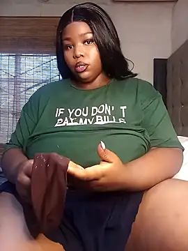 Snapshot of Aaaliyah445 chatting on 10/26/25, 01:33 Aaaliyah445 online show from 10/26/25, 01:33