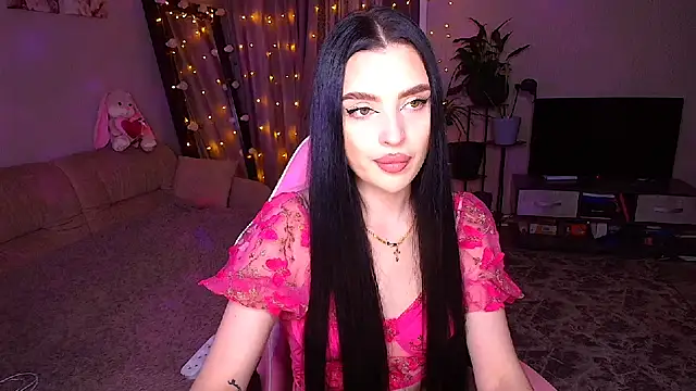   Malika   online show from 12/03/25, 04:39