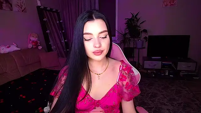   Malika   online show from 11/13/25, 04:00