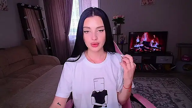   Malika   online show from 06/28/26, 06:09