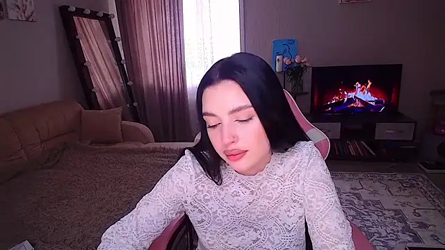   Malika   online show from 04/22/26, 09:16