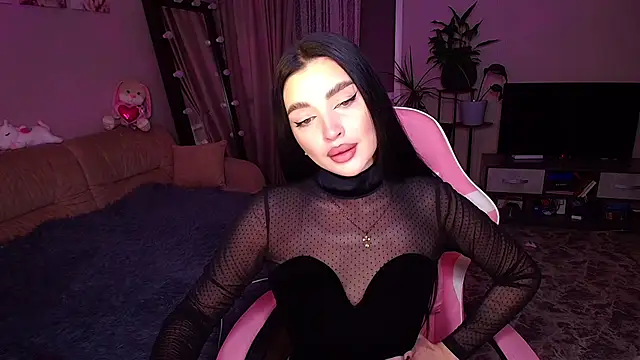   Malika   online show from 10/17/25, 01:02