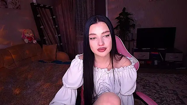   Malika   online show from 03/19/26, 04:18