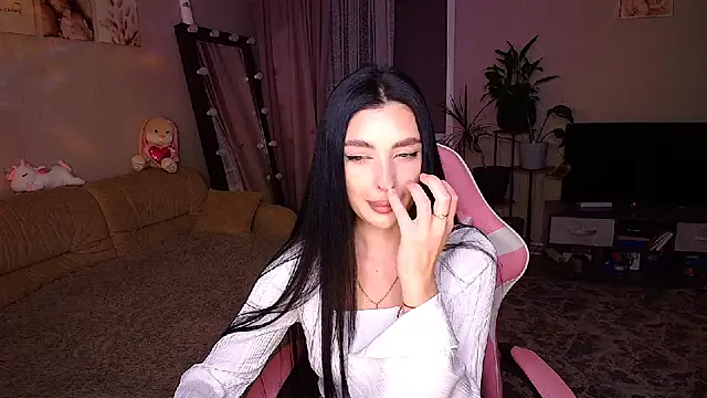   Malika   online show from 10/12/25, 03:35