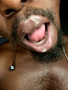 Texanguy01 online show from 10/15/25, 02:10