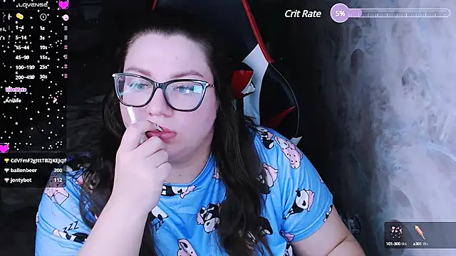 Snapshot of alexa_sweetyy chatting on 03/19/25, 11:36 alexa sweetyy online show from 03/19/25, 11:36