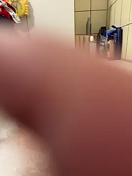 Snapshot of David19932908 chatting on 11/11/25, 06:14 David19932908 online show from 11/11/25, 06:14