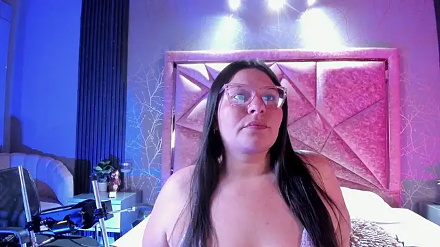 Amanda-Cruz online show from 10/01/25, 12:49