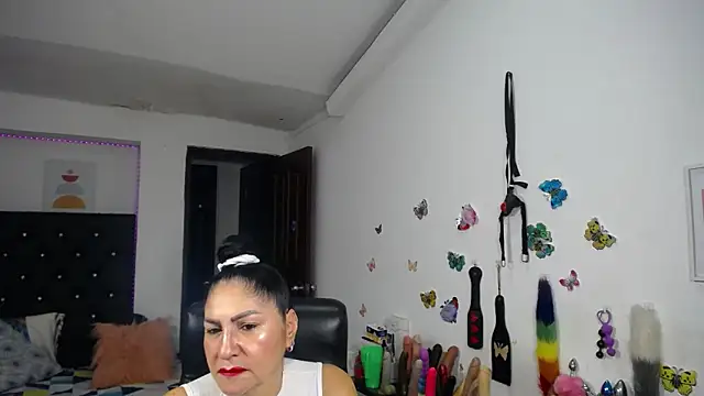mature bigboobs10 online show from 06/21/26, 04:18