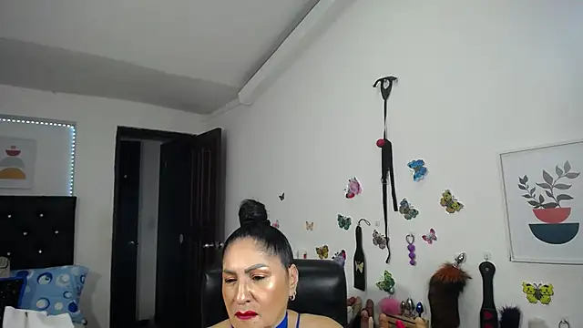 mature bigboobs10 online show from 10/29/25, 01:26