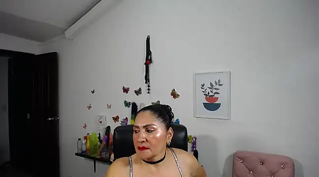 Snapshot of mature_bigboobs10 chatting on 03/09/25, 11:14 mature bigboobs10 online show from 03/09/25, 11:14