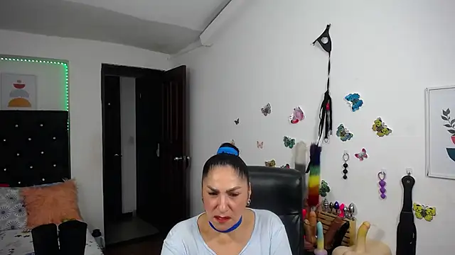 mature bigboobs10 online show from 03/15/26, 04:08