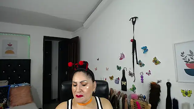 mature bigboobs10 online show from 10/31/25, 04:09