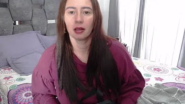 Snapshot of sara_hott_1 chatting on 04/20/26, 06:53 sara hott 1 online show from 04/20/26, 06:53