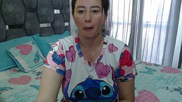 sara hott 1 online show from 03/29/26, 01:02