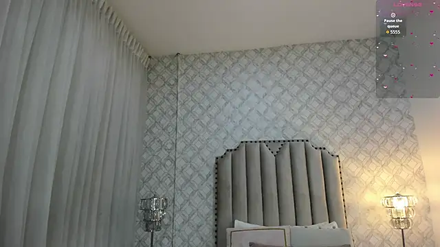 Snapshot of Pia_Johnson_ chatting on 10/27/25, 11:44 Pia Johnson online show from 10/27/25, 11:44